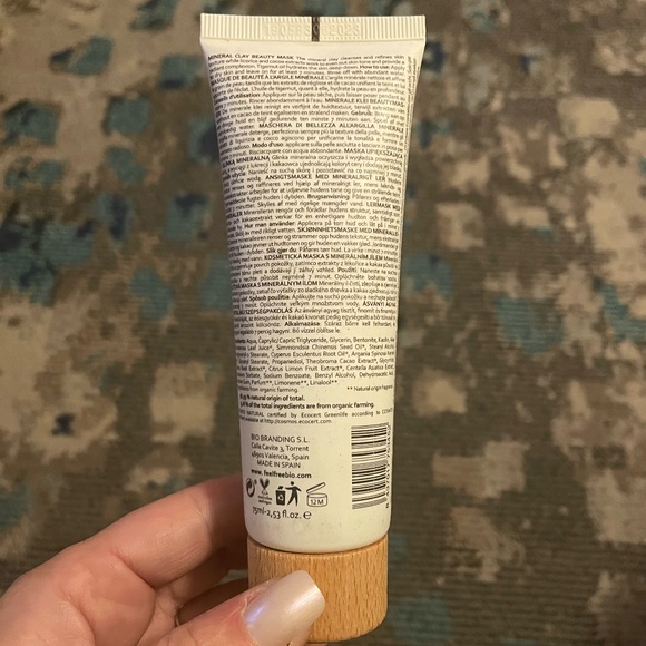 Mineral Clay Beauty Mask by Feel Free - Picture 2 of 4